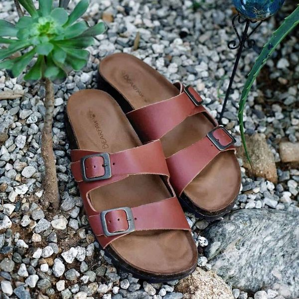 bearpaw sandals