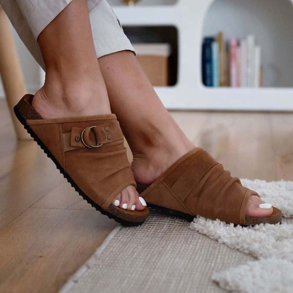 bearpaw sandals